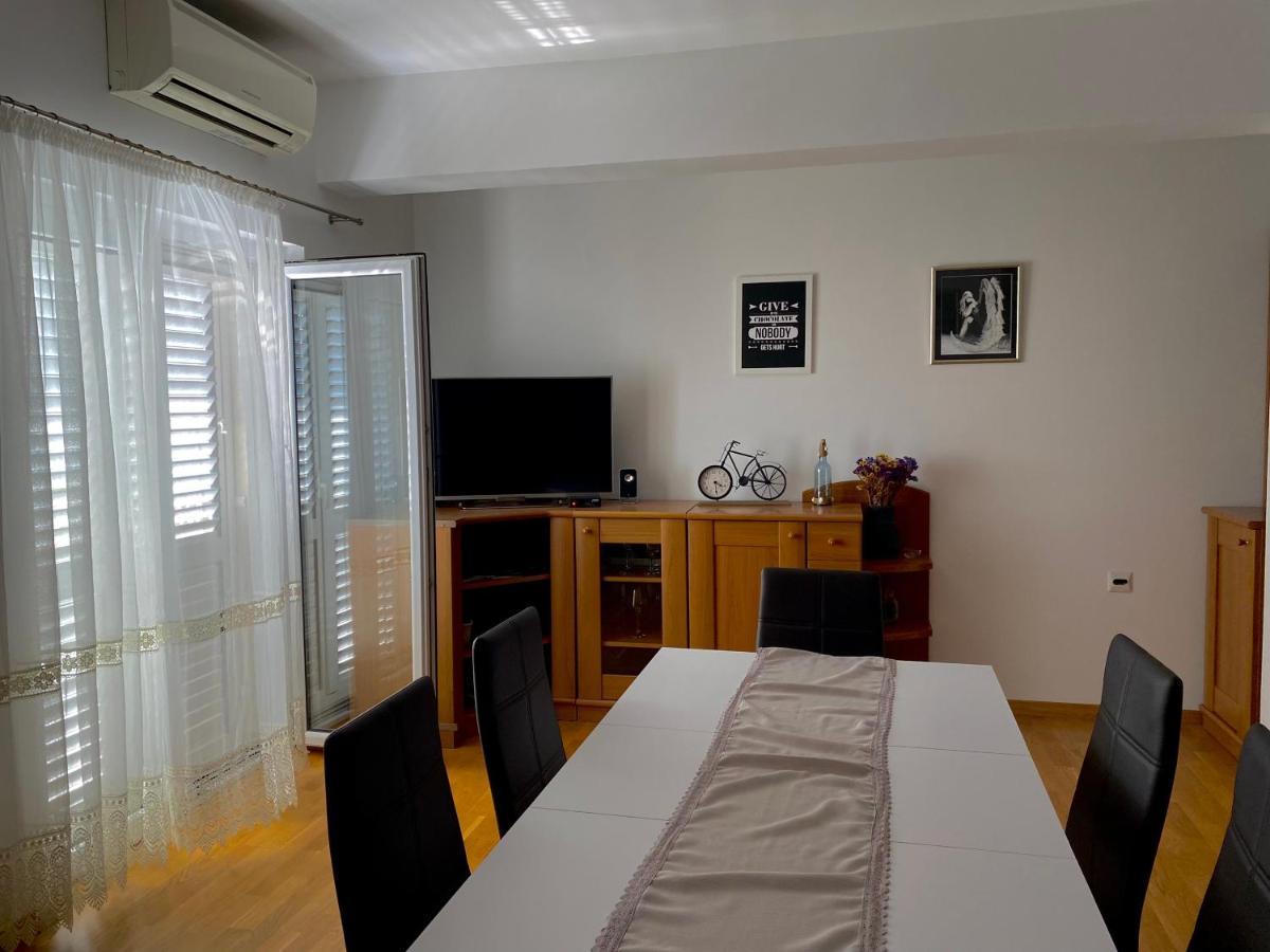 Apartman Nives Apartment Trogir Exterior foto